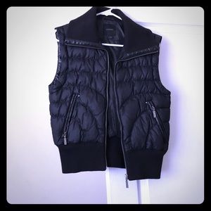 Express black puffer vest